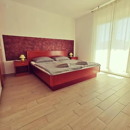 Haus Maro Apartment *