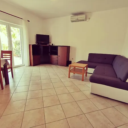 شقة Haus Maro