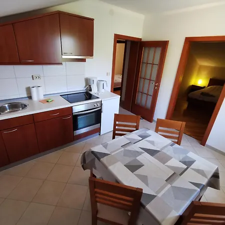 Haus Maro شقة *